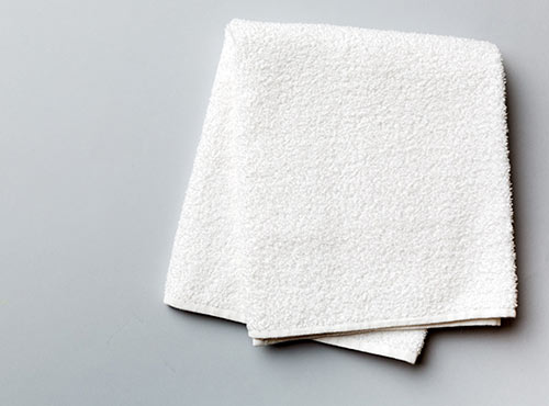 paño de limpieza blanco